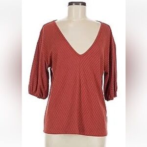Amour Vert Rust Ribbed Puff Sleeve V-Neck Top XS